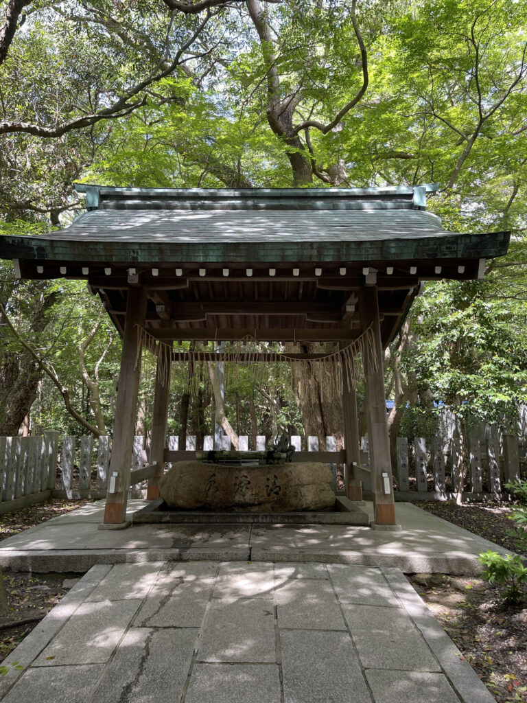 Chozuya (water purification fountain)